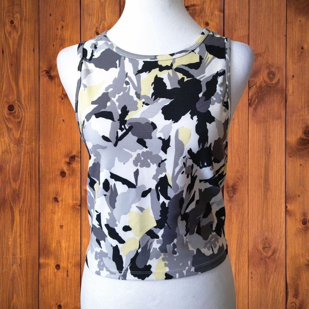 Balance Collection Women's Medium Abstract Print Activewear Cropped Tank Top